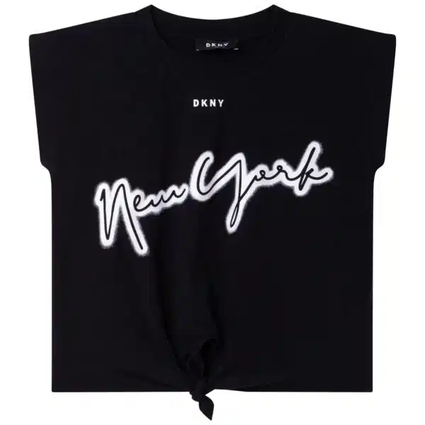 girls black t-shirt