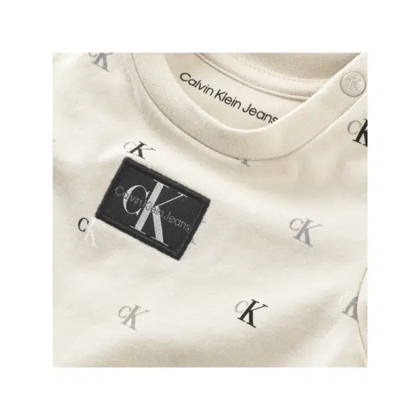 Calvin Klein Jeans cream logo tshirt