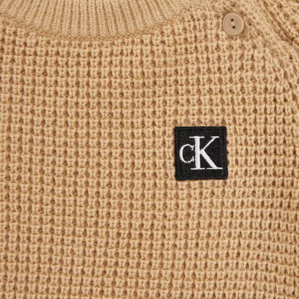 CK baby camel waffle tuck knitted set logo close up