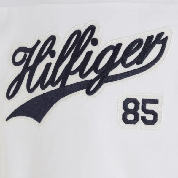 tommy hilfiger boys script long sleeved white tshirt close up